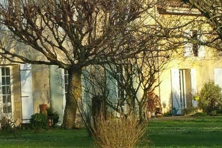 Entre Bordeaux Et Saint-emilion